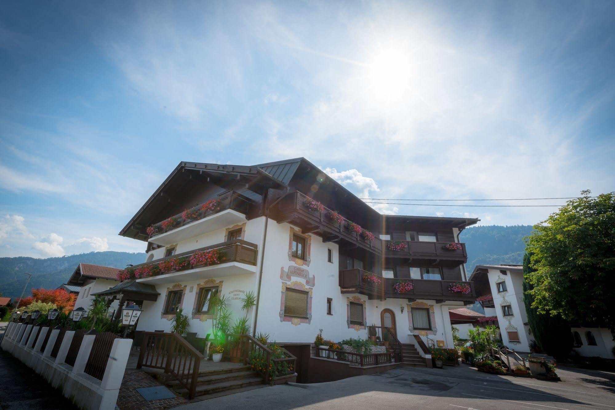 Gasthof Pension Alpenblick Radfeld Exterior foto